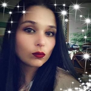 Meet your Posher, Martine